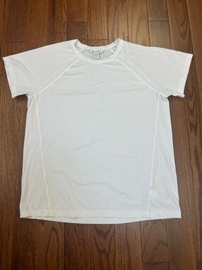 Athleta White Short-Sleeve Performance Tee size MT